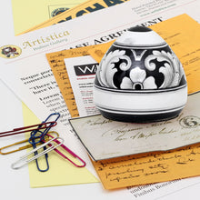 Load image into Gallery viewer, DERUTA PAPERWEIGHT: Large conic Shape Deruta Vario Nero design